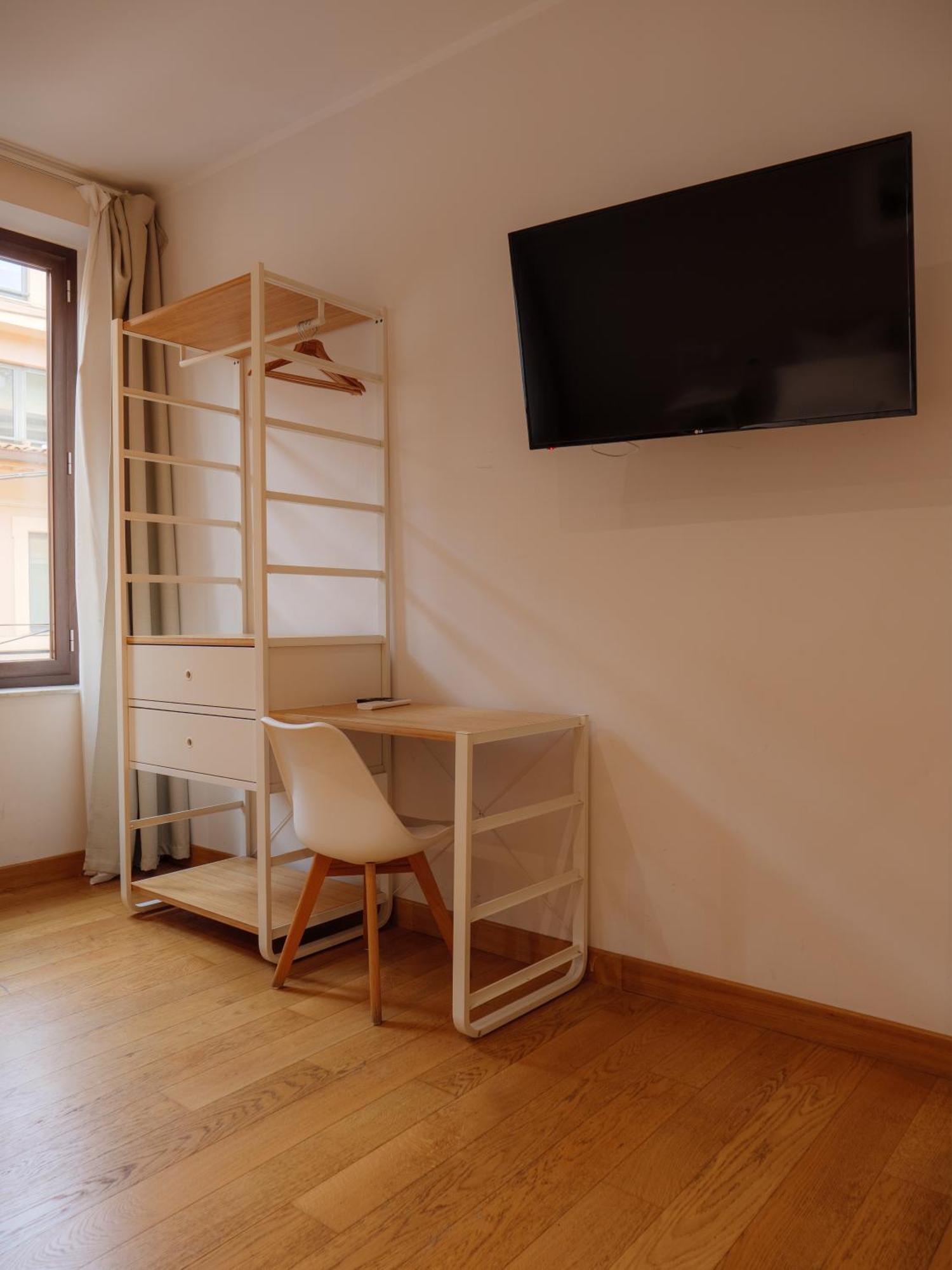 Colosseo Guest House Рим Екстериор снимка