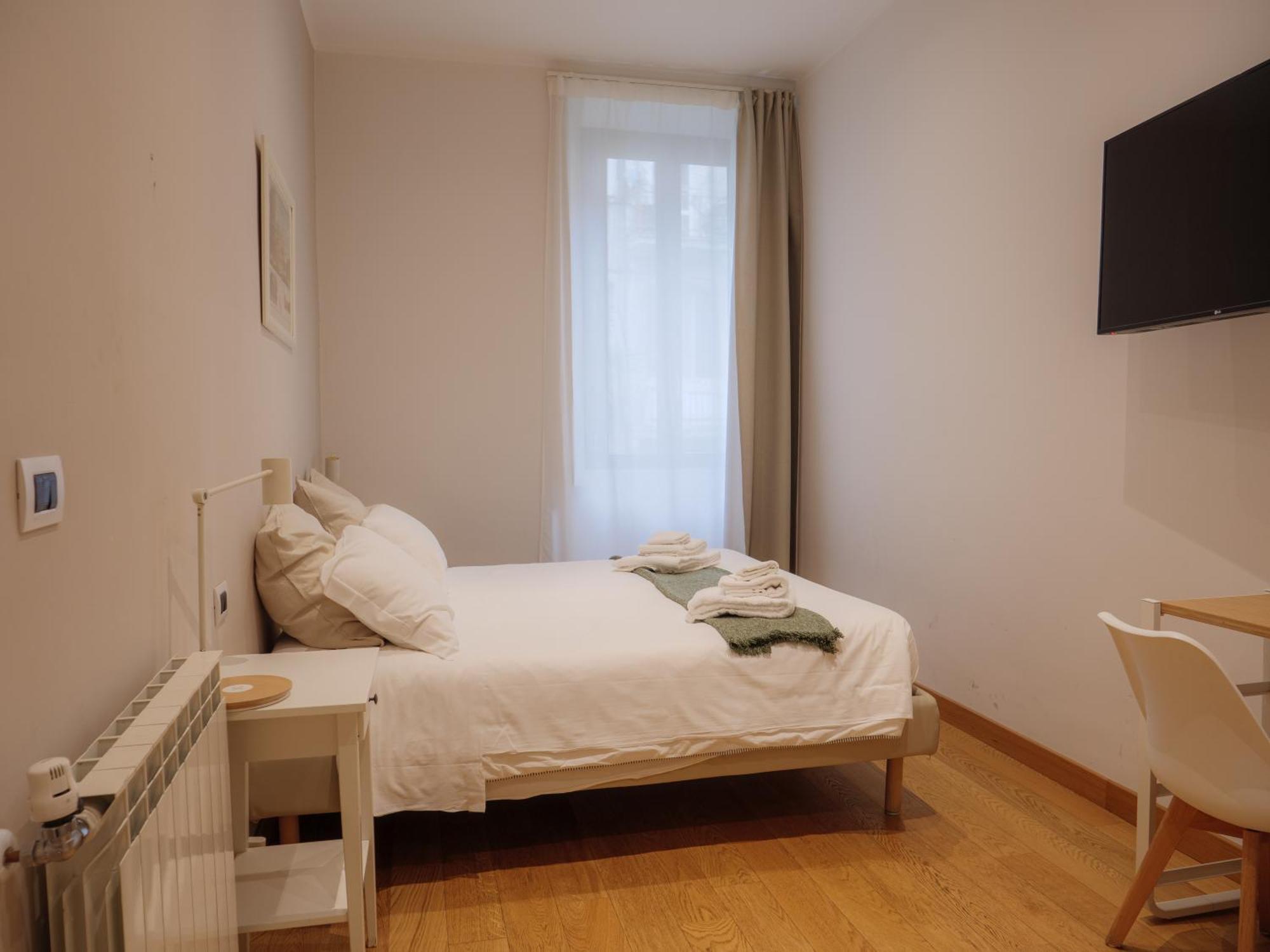 Colosseo Guest House Рим Екстериор снимка
