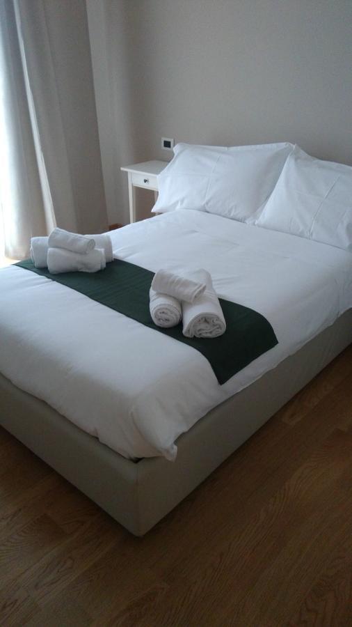 Colosseo Guest House Рим Екстериор снимка