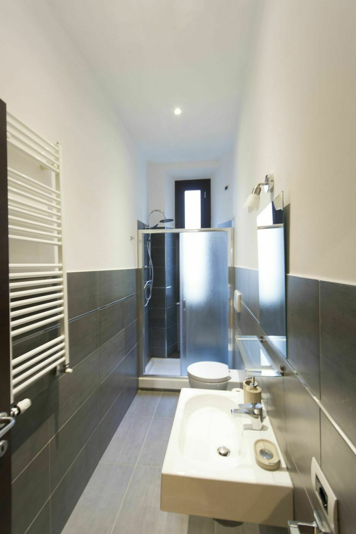 Colosseo Guest House Рим Екстериор снимка