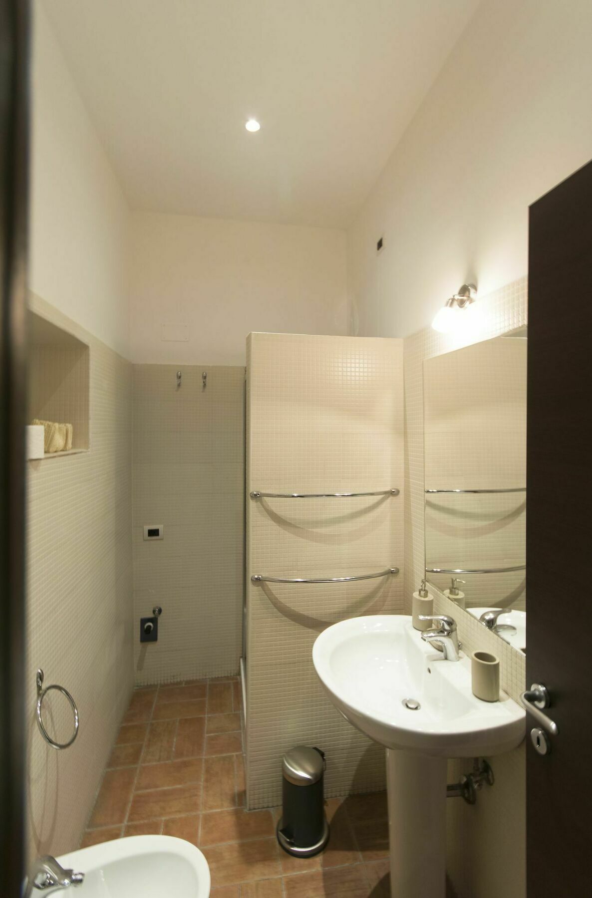 Colosseo Guest House Рим Екстериор снимка